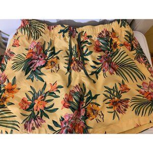 H&M Men's Sz XL‎ Yellow Green Shorts Hawaiian